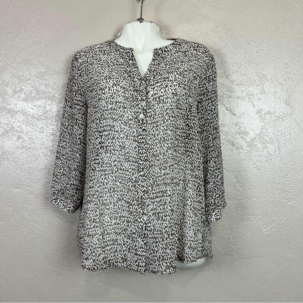 Chicos 3 Button Down Sheer Blouse Animal Print 3/4 Sleeve No Collar Tunic Sz L
